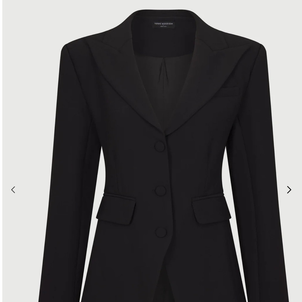 Black power shoulder Women's Blazer - Picture 4 of 6